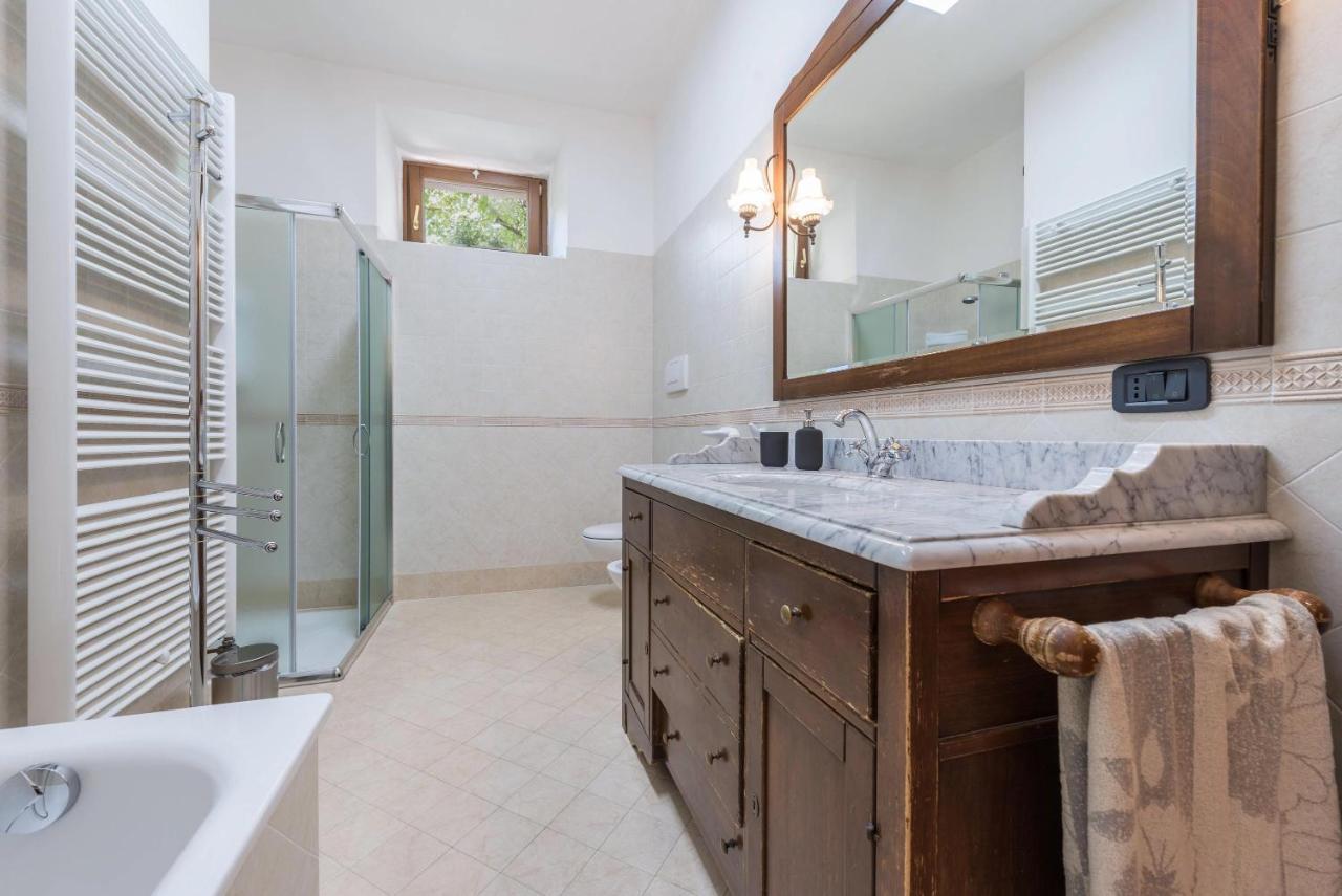 Appartamento Ania Vista Castello เทนโน ภายนอก รูปภาพ