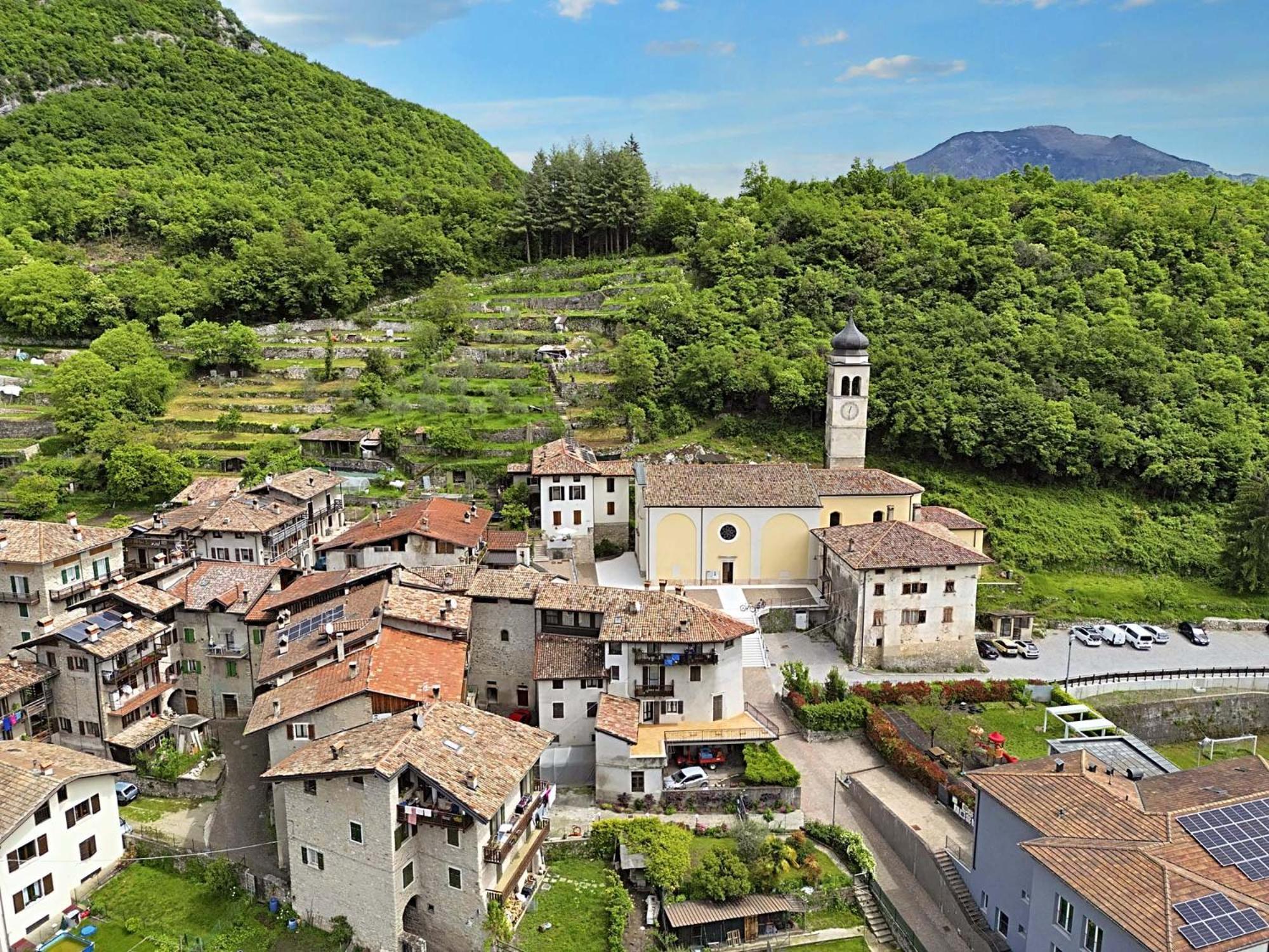 Appartamento Ania Vista Castello เทนโน ภายนอก รูปภาพ